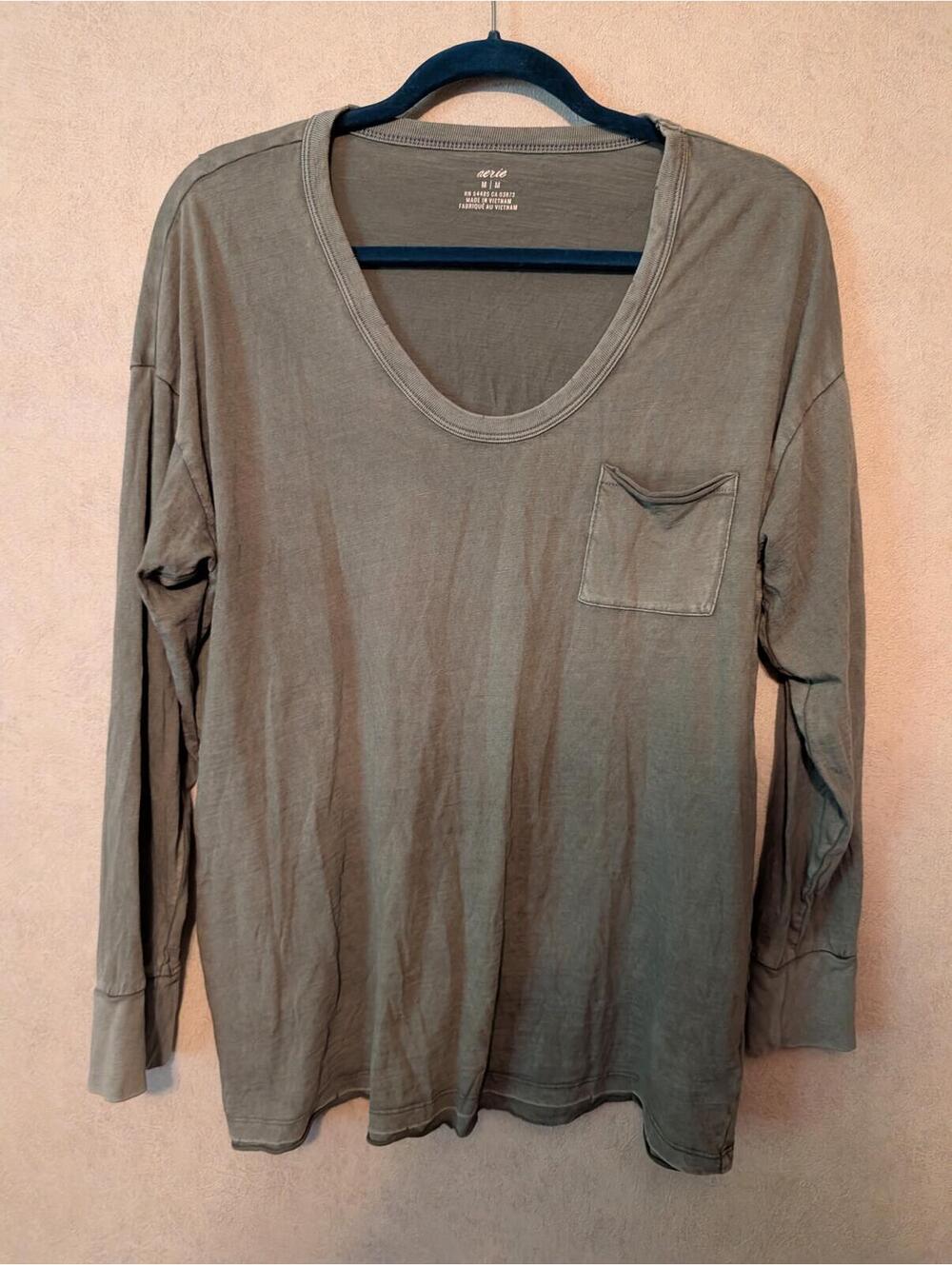 AERIE olive green long sleeve oversize tee sz M